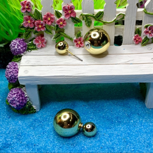 Gold Candy Double Stud Earrings - Picture 8 of 8